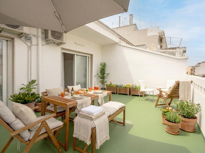 The Rooftop - Panoramic Terrace & 2 Bedrooms - Bari