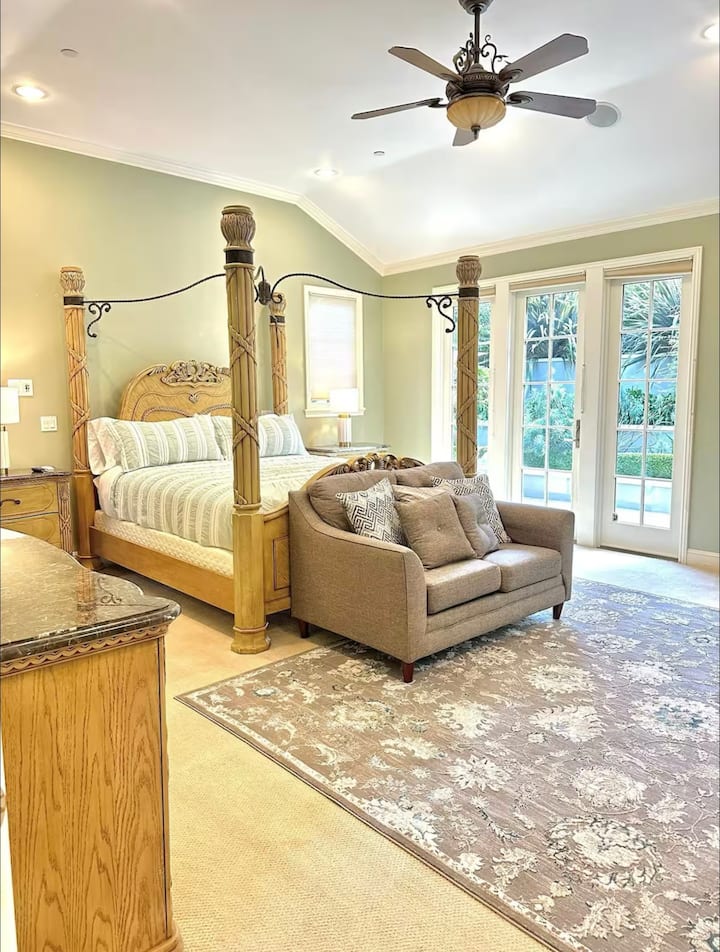 ห้องสวีทใหญ่ที่สวยงาม