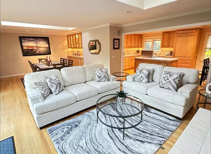 מקומות ישיבה נוחים מאוד להירגע בהם