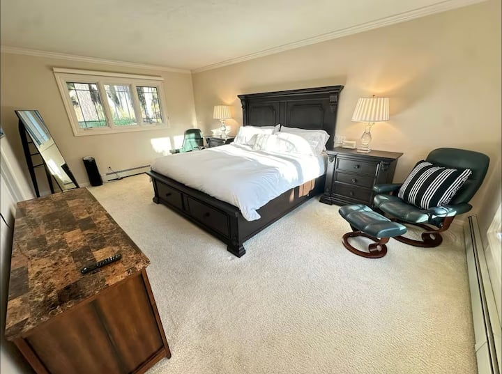 נוחות אולטימטיבית בסוויטה הראשית הזו