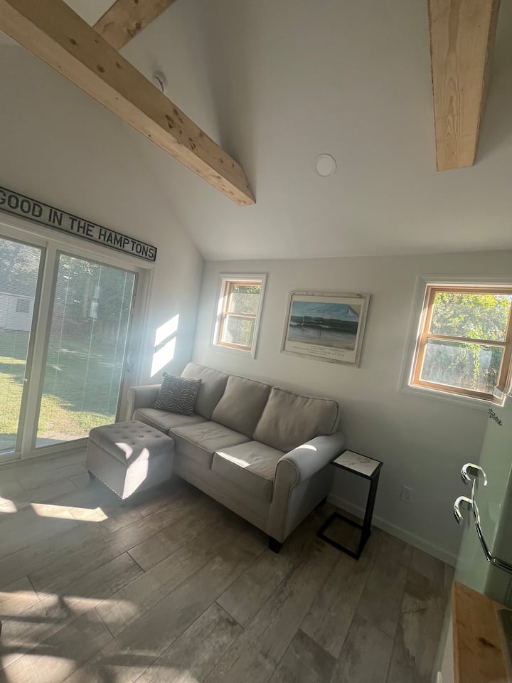Hamptons Hideaway! - Westhampton, NY