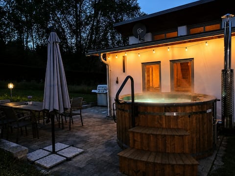House in the countryside - hot tub & aktivCARD included