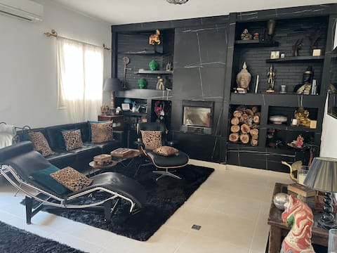 Propiedad de Airbnb exitosa: Casa Maria Montiel en Sant Josep De Sa Talaia