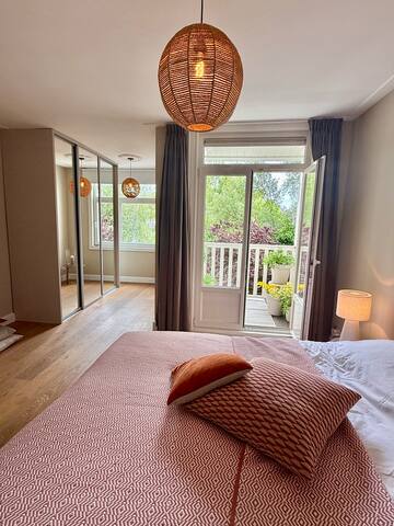 Luxury apartment with rooftop terrace (110m2) gallery image 3