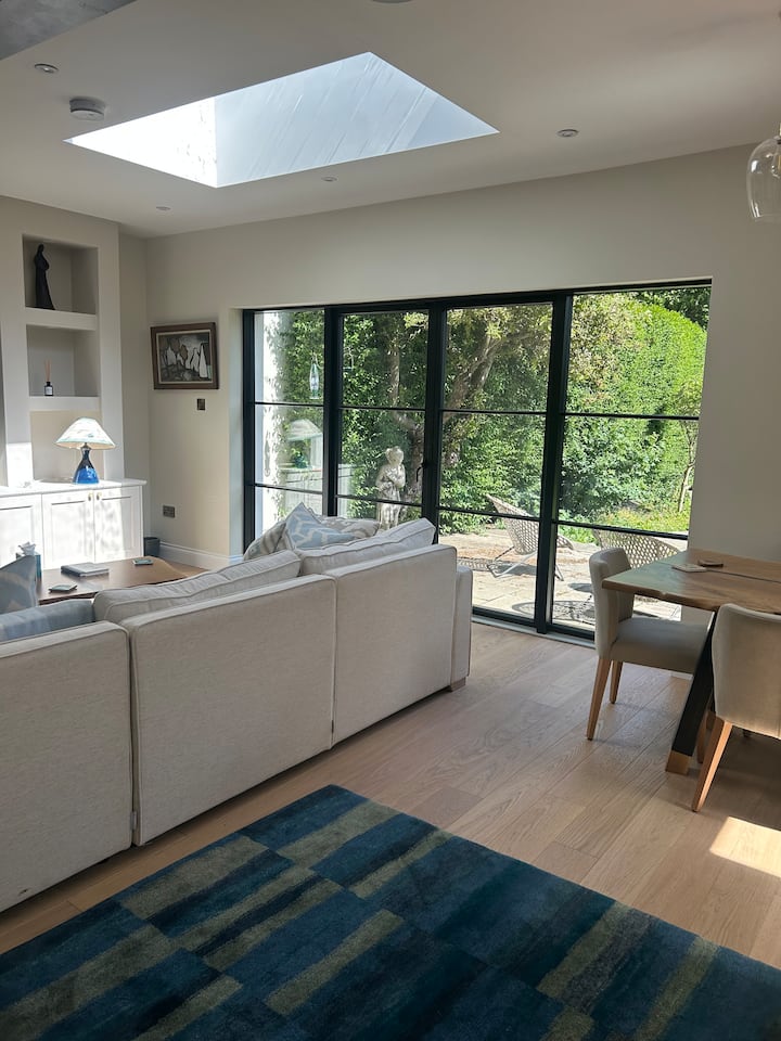 5 * Lux Home In Heart Of D4 (Free Secure Parking) - Dublin