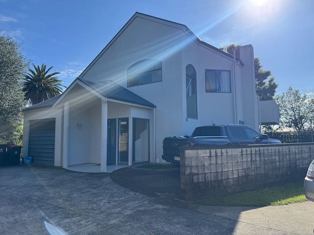 Holiday Homes managed Airbnb listing 1