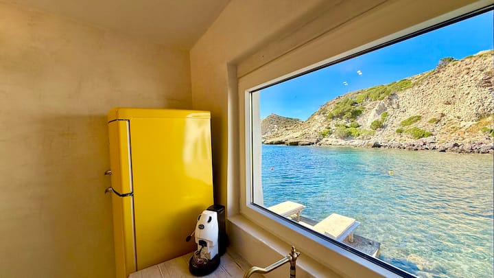 Milos Boathouse-between2seas View-stunning Sunset - Milos