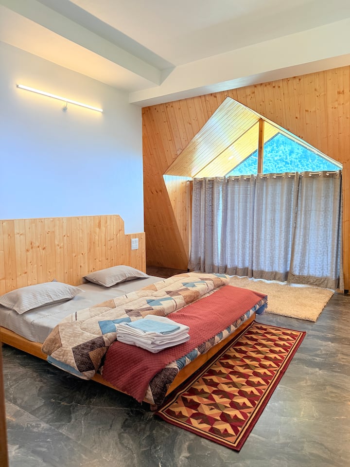 غرفة النوم 2