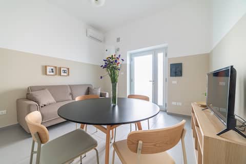 Successful Airbnb property: Maréa apartments- Sul mare 1 in Alba Adriatica
