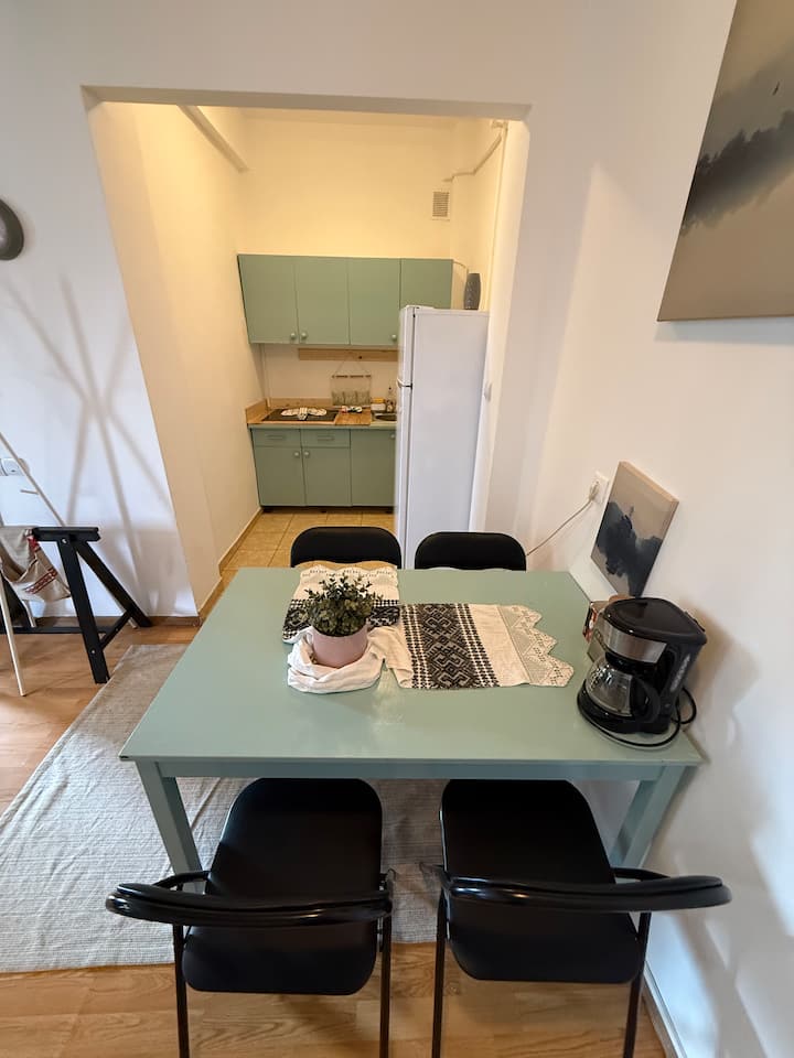 Middle Old Town Apartment - Bucarest