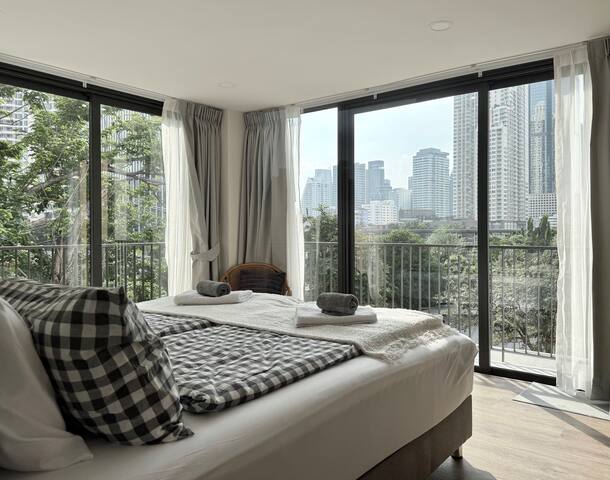 6BR Penthouse in Sathon/CBD gallery image 2