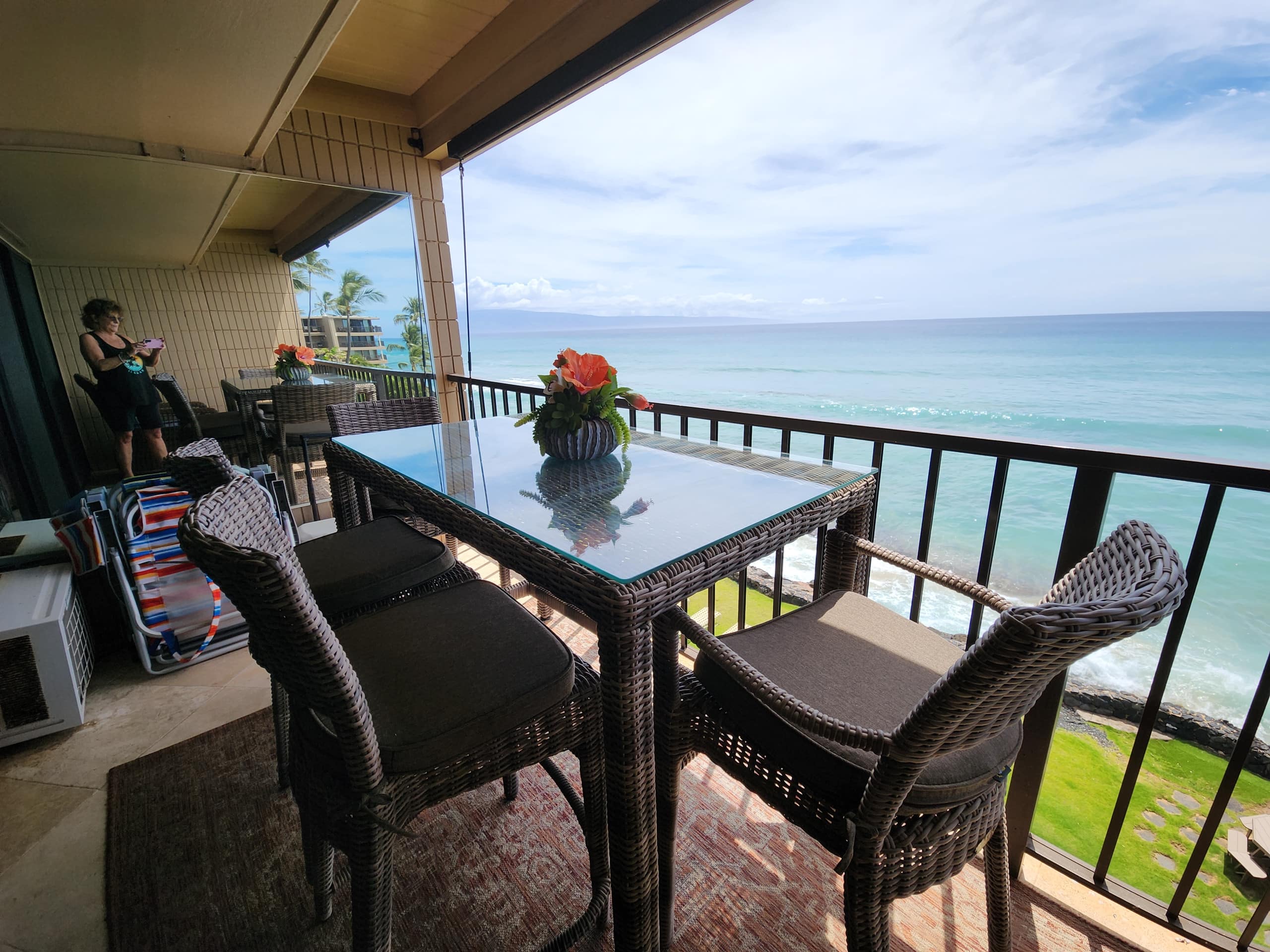 Direct Oceanfront-Top Floor-Stunning Views! A/C - Image 43