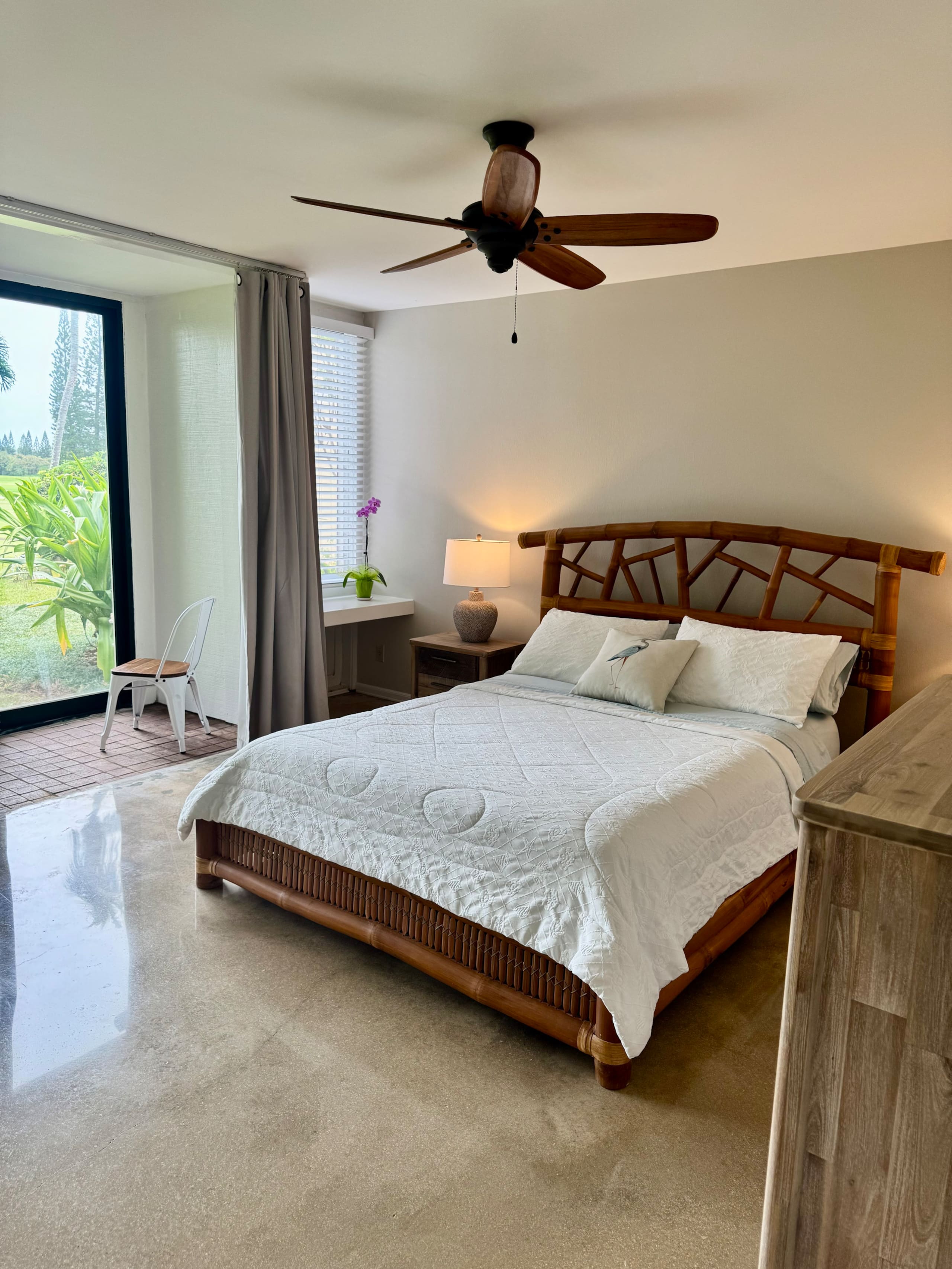 Condo in Kahuku · ★4.67 · Studio · 2 beds · 1 private bath - Image 1