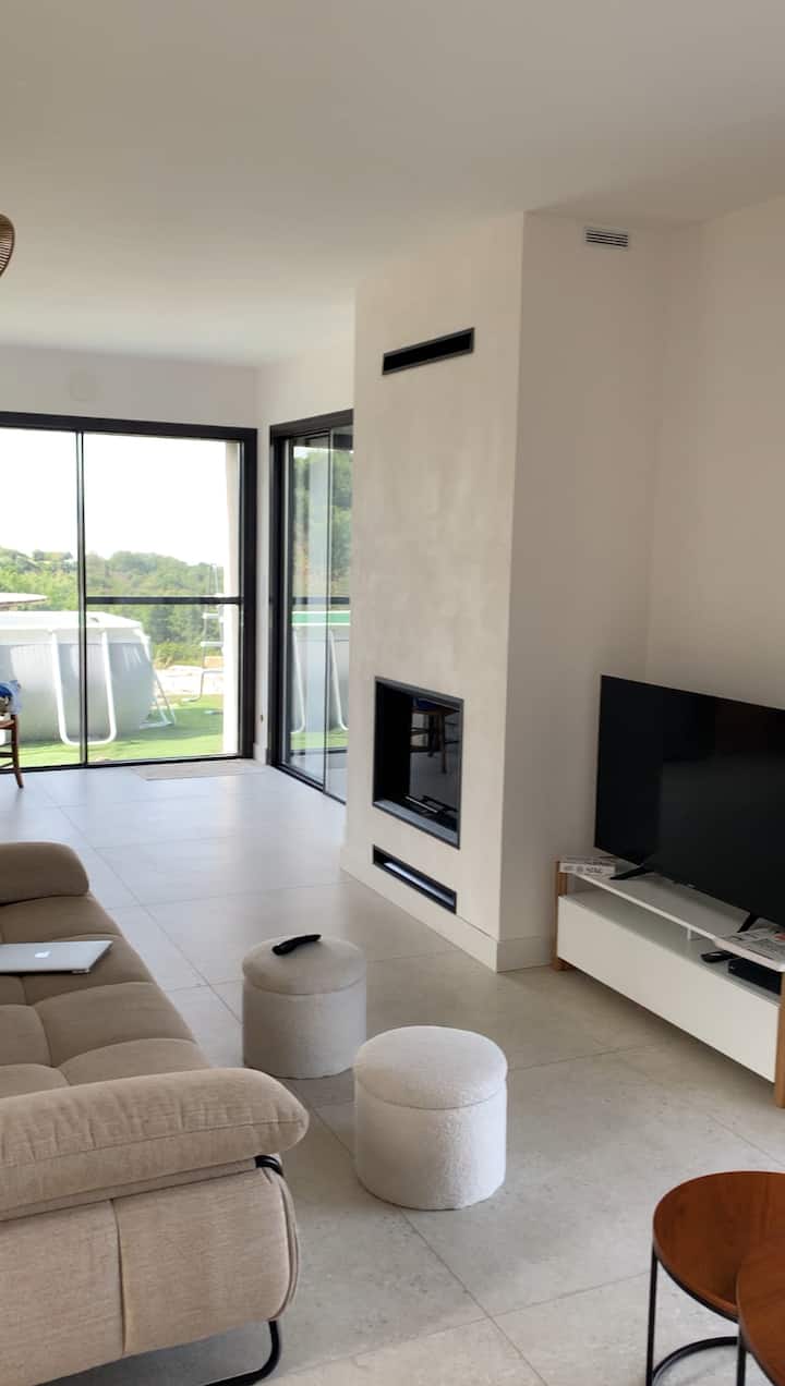 غرفة المعيشة