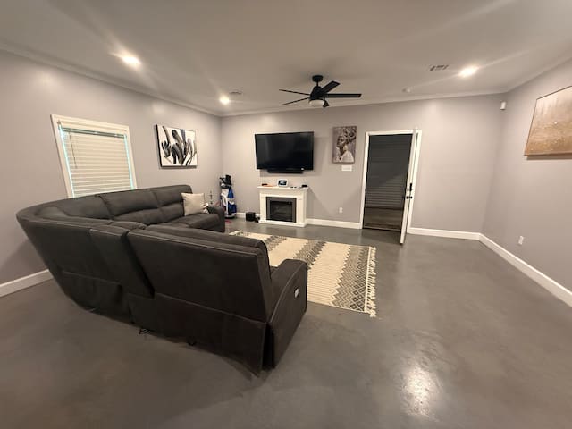 Listing in Lafayette