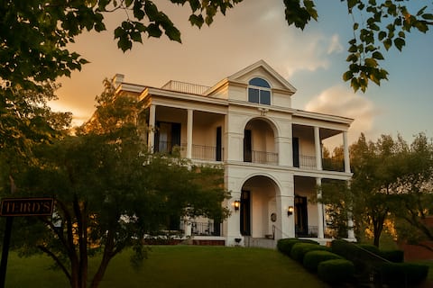 The Taylor Mansion | Newport's Premier Event Space