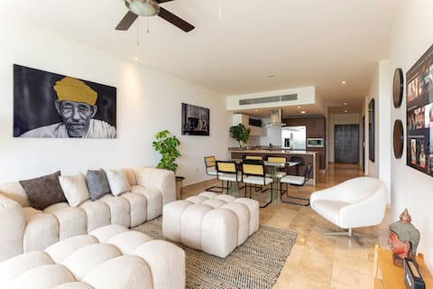Top performing Airbnb: Luxury Condo • Pool • Near Hotel Zone in Supermanzana 3