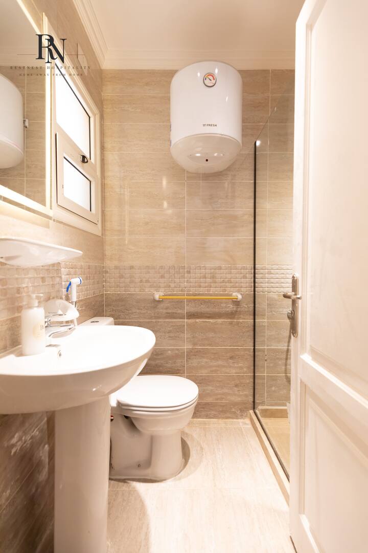 Heaven 2 BDR In Rehab City: Full bathroom 2