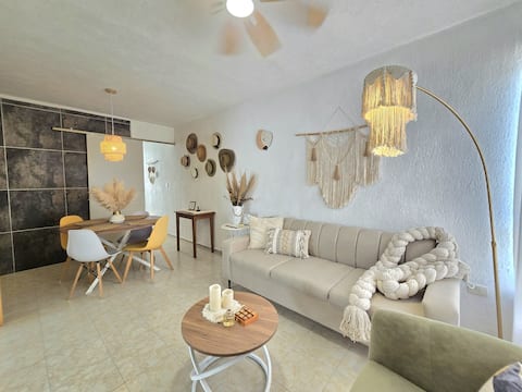 Top Airbnb: Casa Cactus | Private Pool + Terrace + Pet-Friendly in Fraccionamiento Caucel Ii