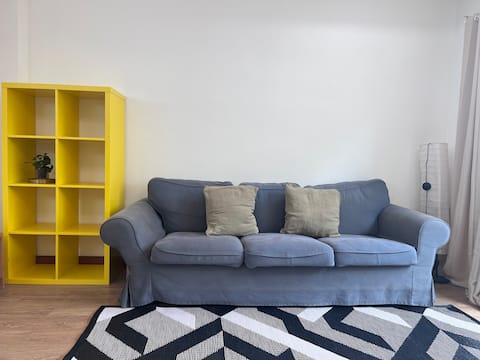 4BR | 12 PAX | Big Group| MRT Access | Great Value