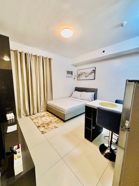 Staycation @Midori Residences -Nabe Condotel