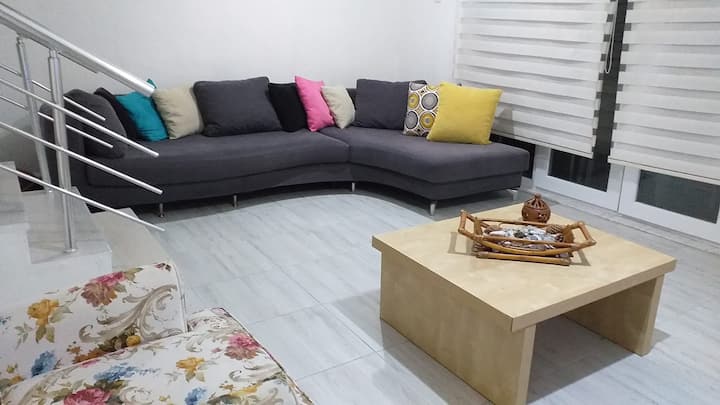 Sahilde Teraslı Triplex Villa - Bozcaada