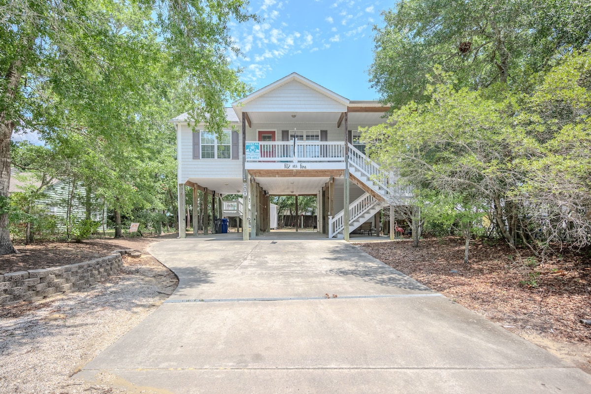 Fitz Us Fine: Spacious, Adorable Beach Home in