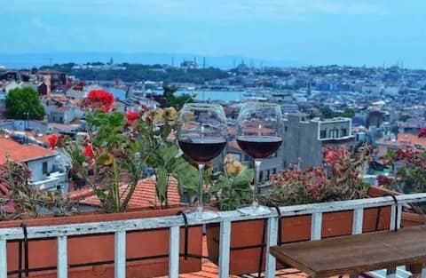 Central@Sea View@Spacious