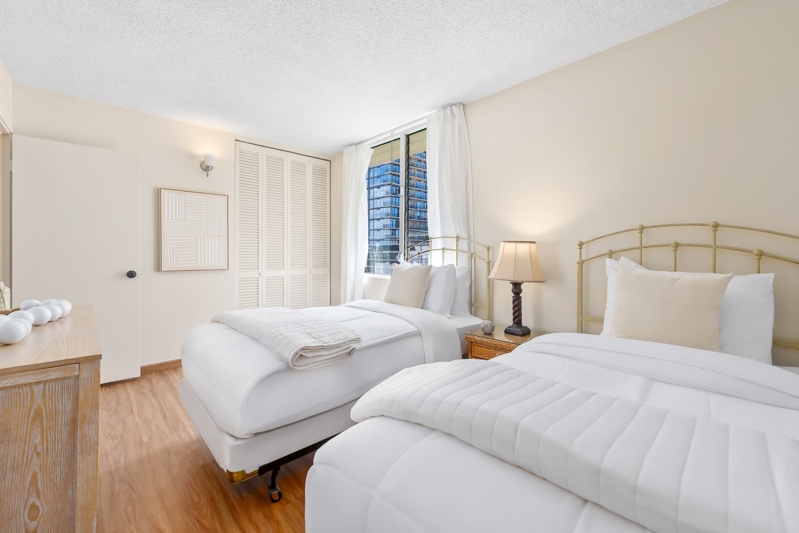 The Moku Hideaway of Waikiki | 2BR | Parking - Photo 20