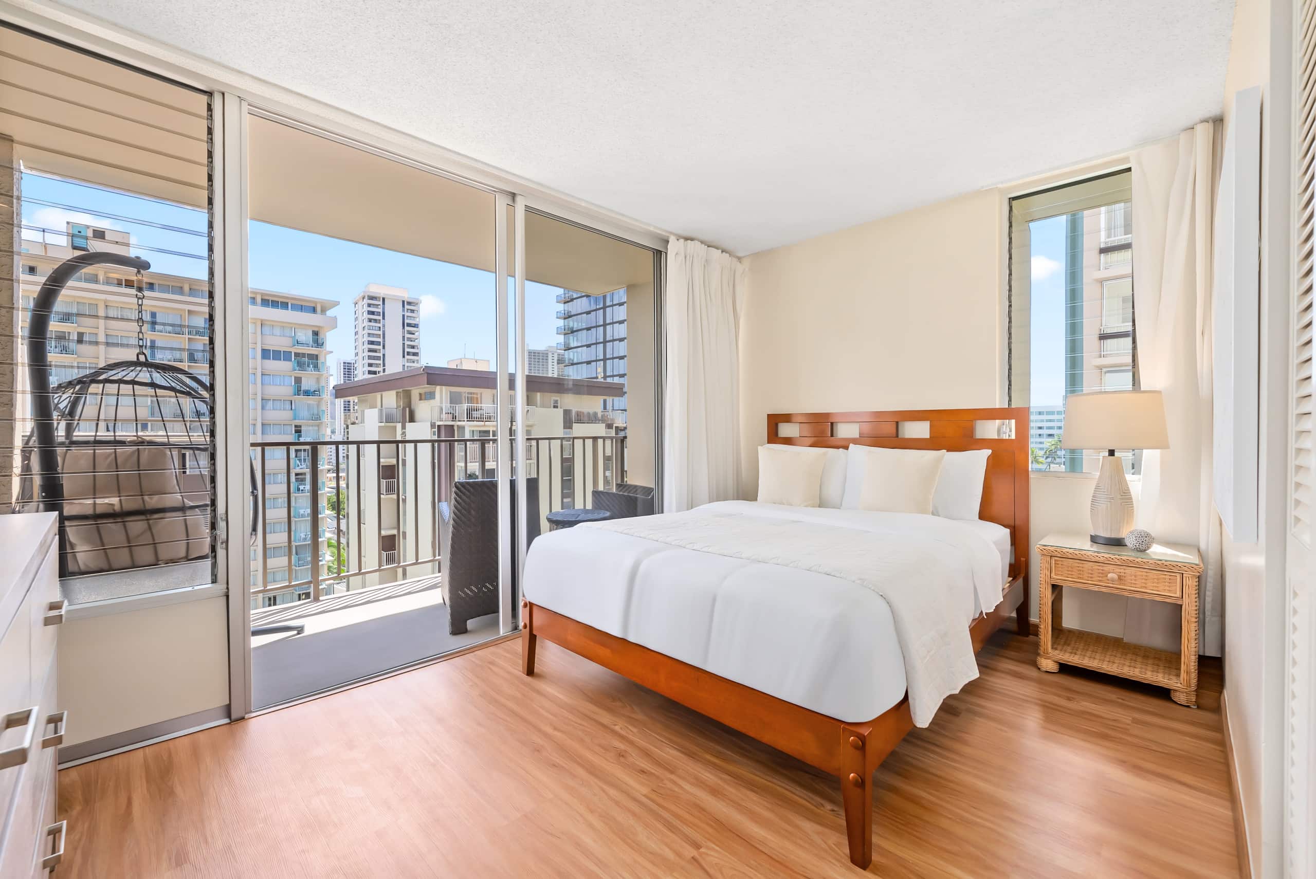 The Moku Hideaway of Waikiki | 2BR | Parking - Photo 13