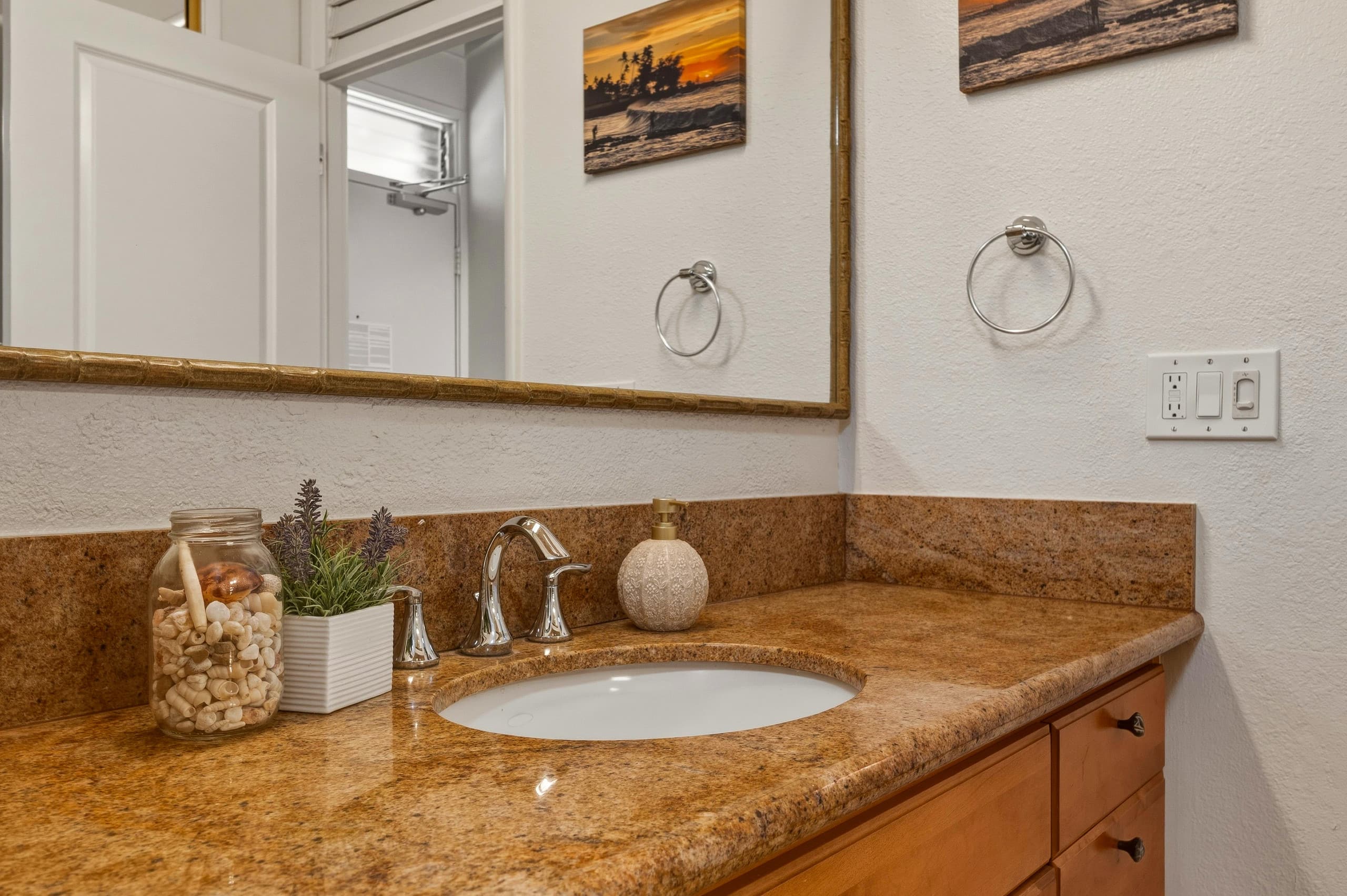 Oceanfront Resort Maui~ AC/King~ Sandy Napili Bay! - Image 29