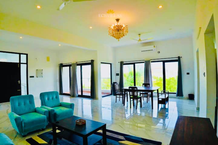 Ecr Beach House 4bhk Naturecliff Villas. - Chennai