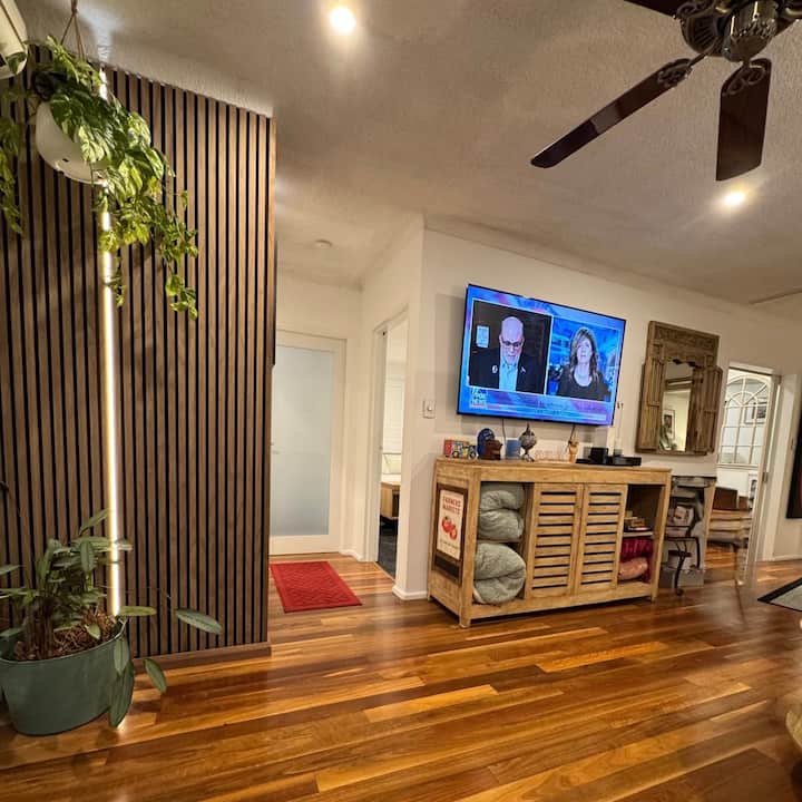 Bright & Stylish 3br Apartment W/ Pool & Aircon - 雪梨