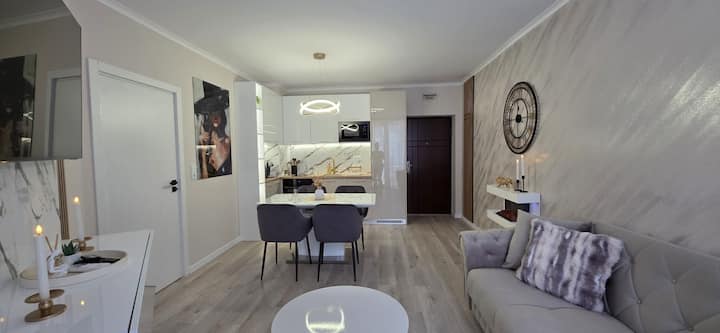 Luxury Apartment 3 Rooms 2 Baths, 200m Sunny Beach - Nessebar