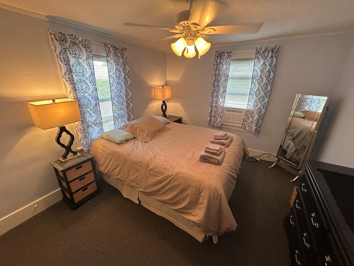 غرفة النوم 1