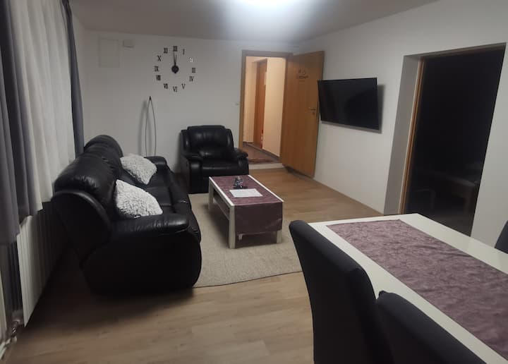 Apt4rest "Urban Oasis & Free Parking" - Zagreb
