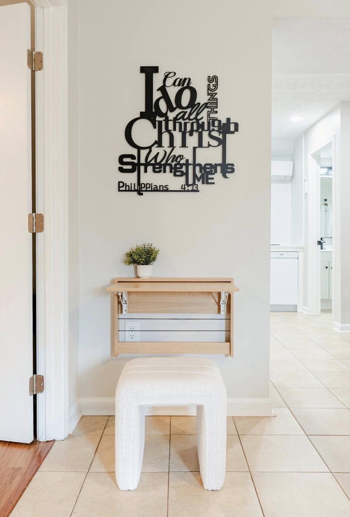Modern Lawrenceville Stay Near Downtown - Parking