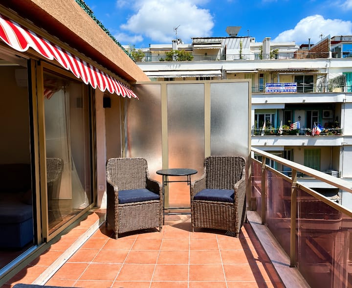 Terrace, Apartment 2 Rooms, 1 Min From The Beach - Nice