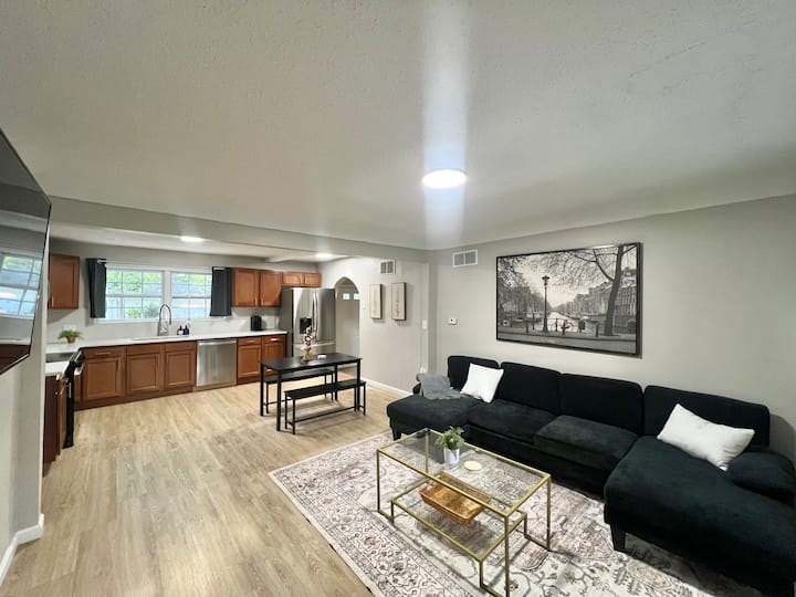 Spacious 4bedroom Home - O'Fallon, MO