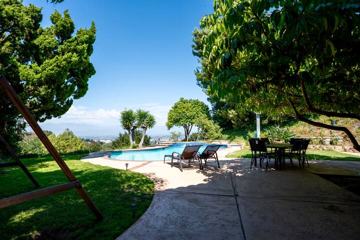 Panoramic view 5BR/14Beds/Heated pool/Disney/DTLA gallery image 4