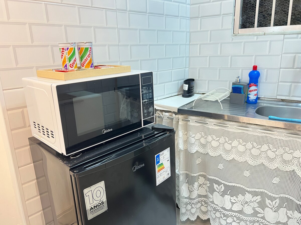 Top Airbnb: Entire Apartment in Rocinha – 15 minutes from the Beach/Subway. em Rocinha