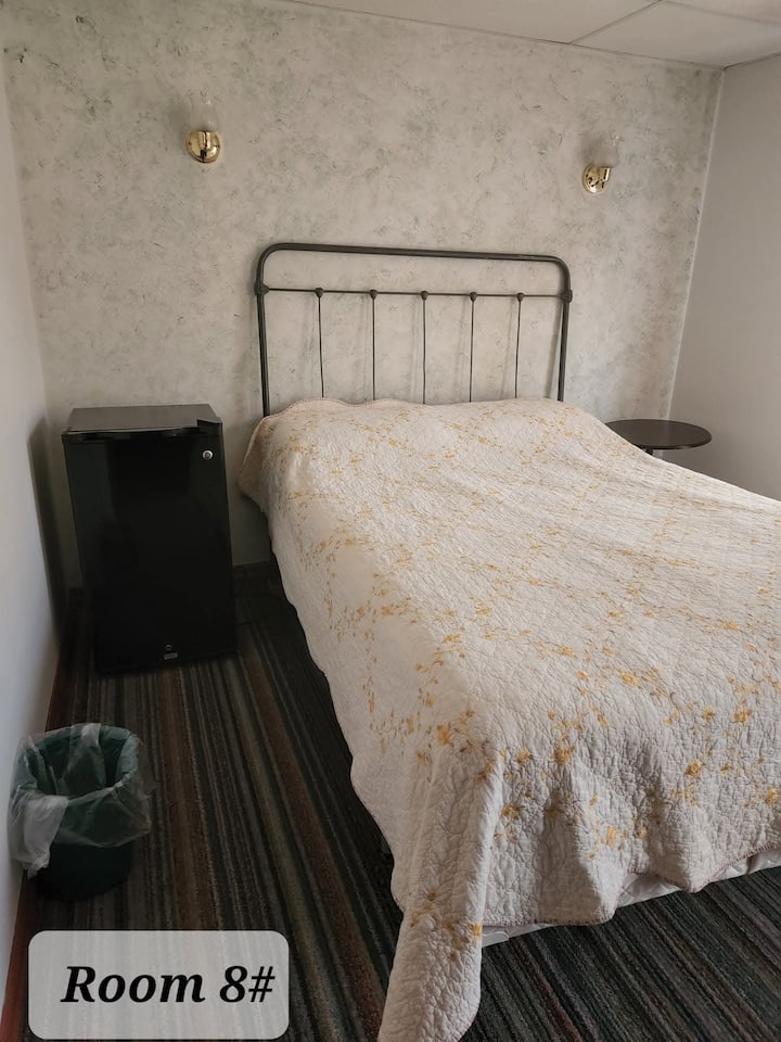 Sonestown Country Inn Room 8 - Hotels for Rent in Muncy Valley ...