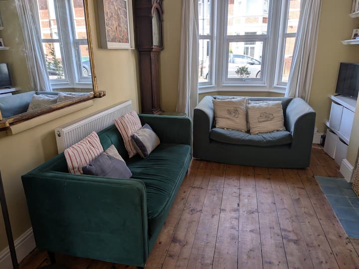 Pretty & Cosy Terraced Home Near City Centre - Bristol