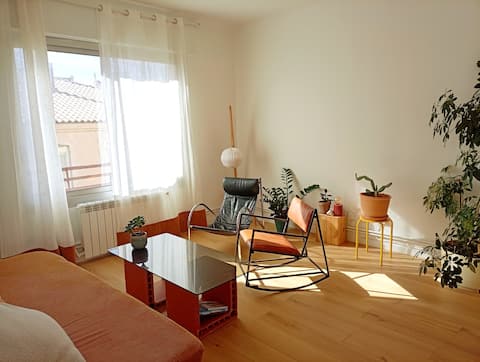 Top performing Airbnb: 2-room apartment with sea view Catalans - Samatan in Marseille