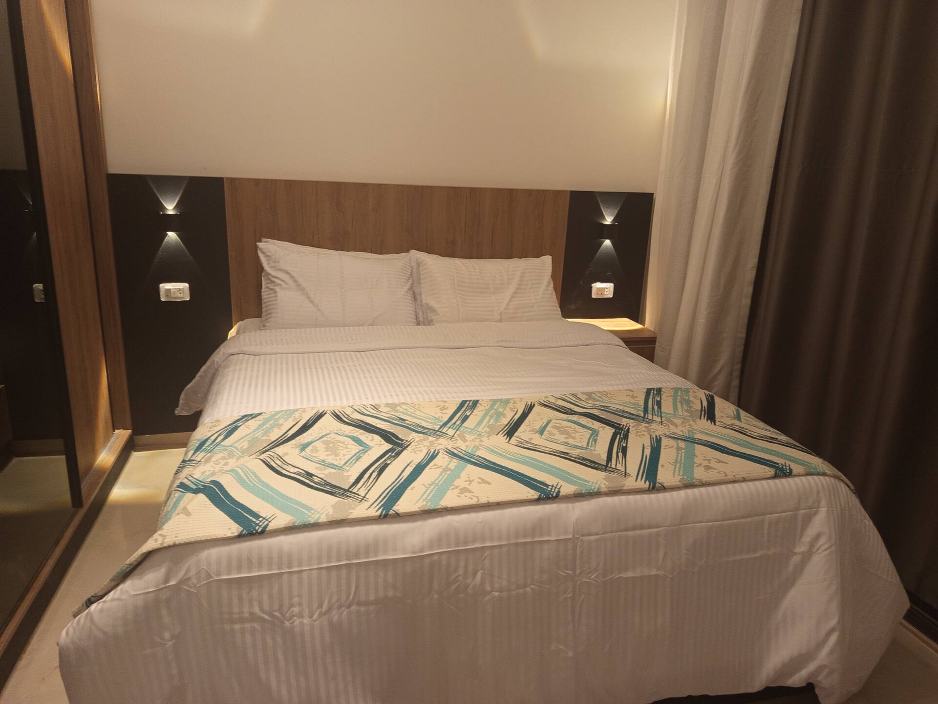 One Bed Room. Golf Heights. Sofa & Folding chair — photo 4