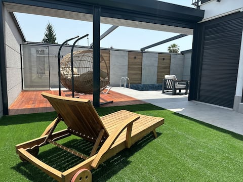 Villa | Luxury Private Heated Pool