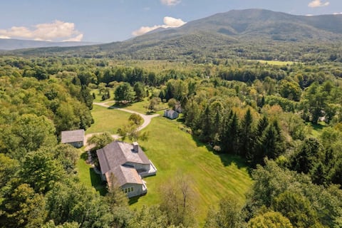 Private 7-BR Retreat on 12 Acres w/ Mountain Views