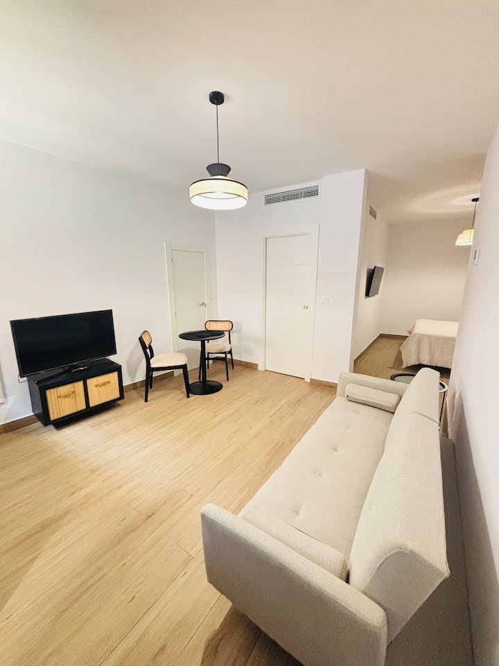 Apartamento Nuevo En El Centro - Águilas