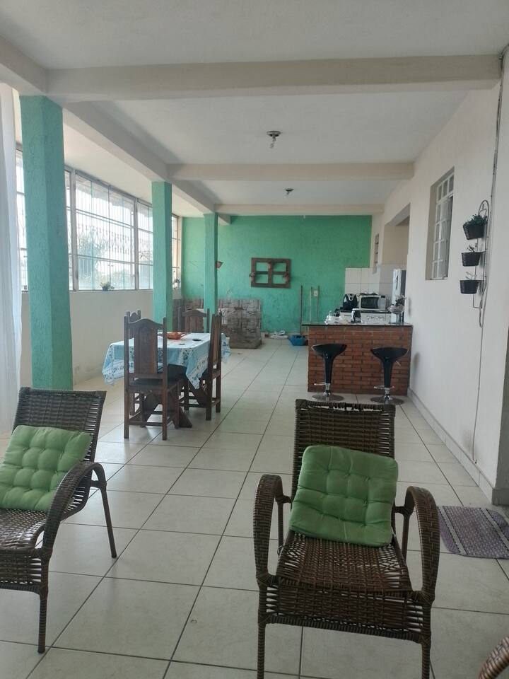 Apartamento Grande E Confortável - Contagem