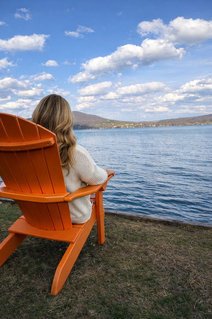 Historical Canandaigua Lakefront | Kayak/paddlebrd - Finger Lakes, NY